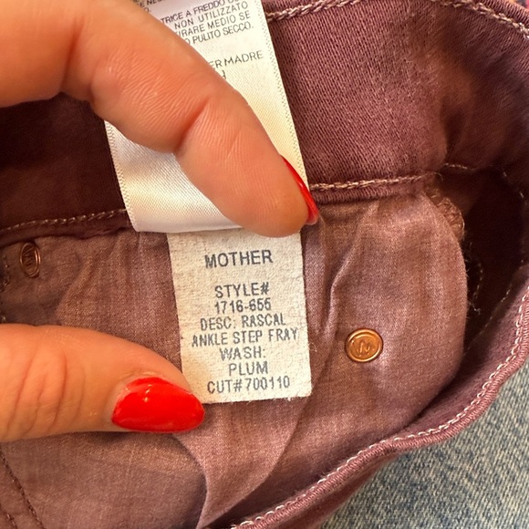 MOTHER Ankle Cropped Jeans in Deep Burgundy - Picture 5 of 10